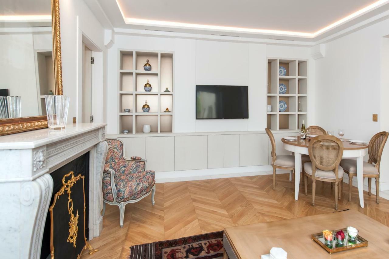 Luxury Montaigne Apartment パリ エクステリア 写真