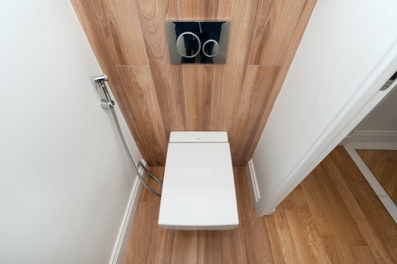 Luxury Montaigne Apartment パリ エクステリア 写真