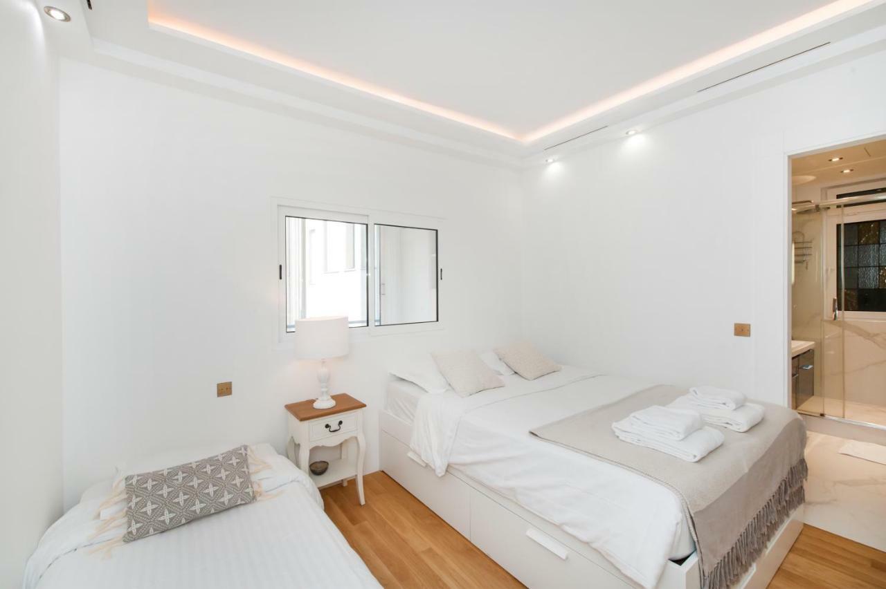 Luxury Montaigne Apartment パリ エクステリア 写真